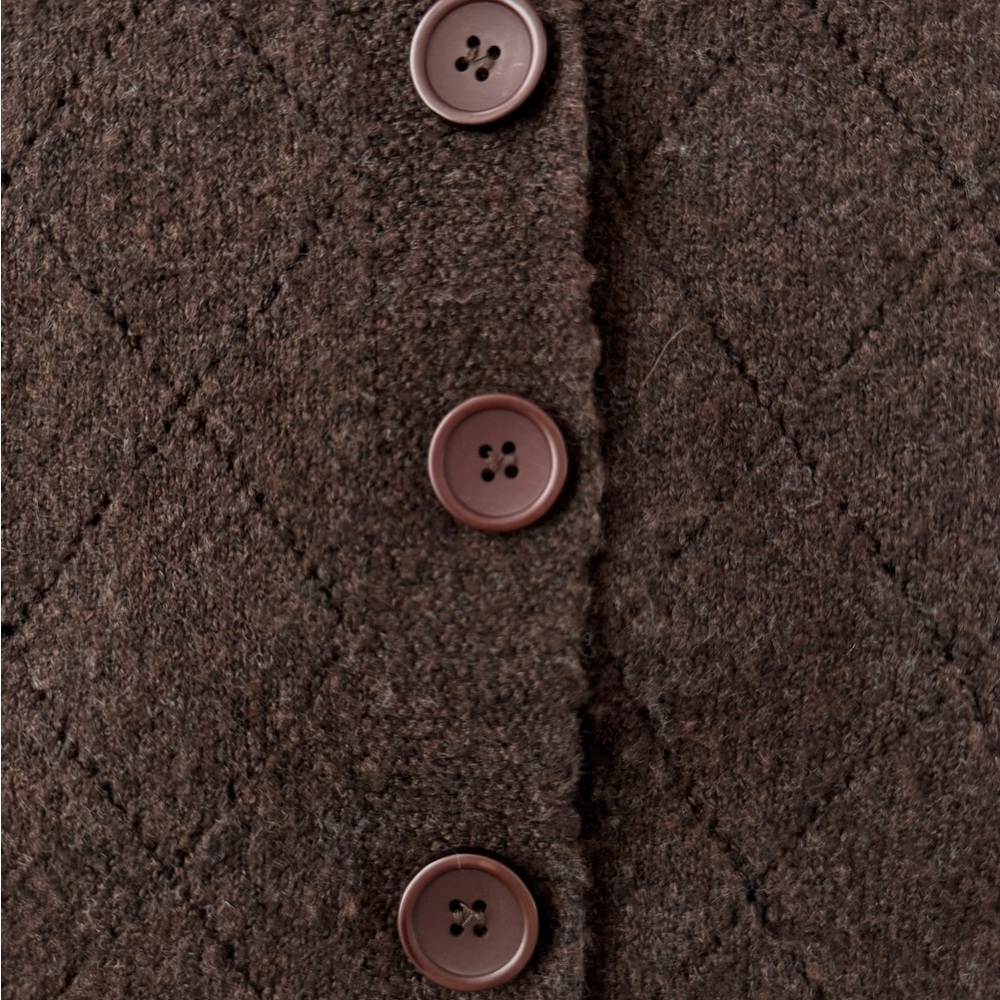 ASTR the Label - Picture 4 of 7